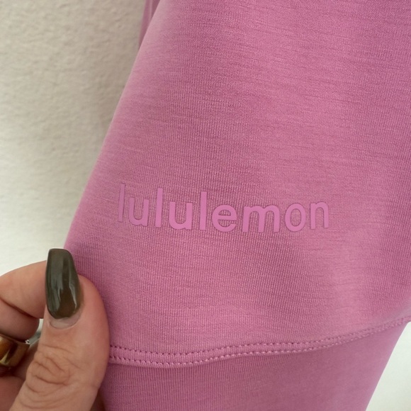 Lululemon softstream Crewneck - Picture 3 of 3